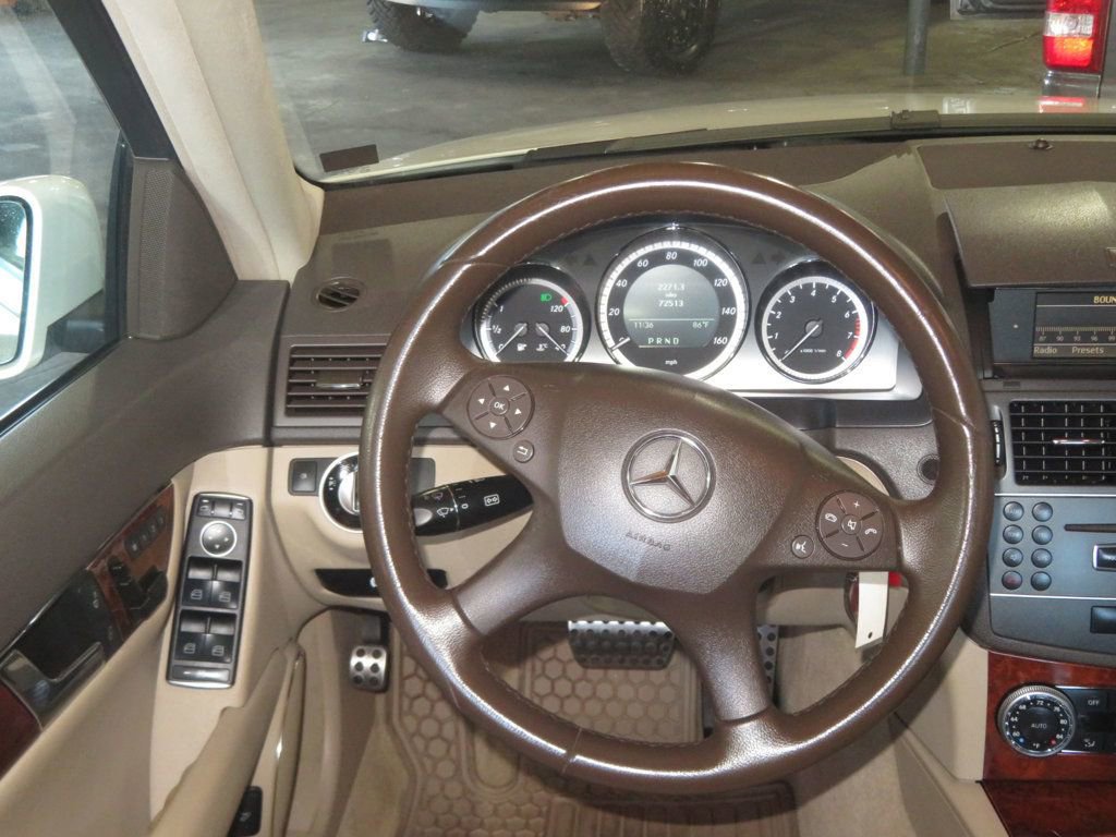 Used 2011 Mercedes-Benz C 300 Sedan image 32