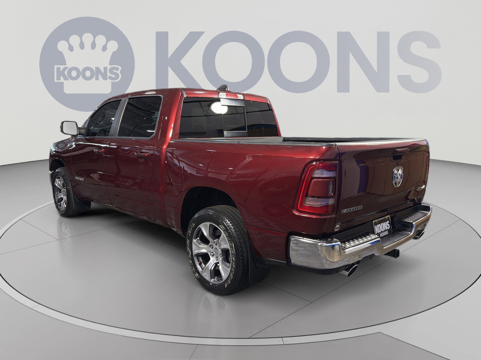 Used 2024 RAM 1500 Laramie AWD/4WD image 4