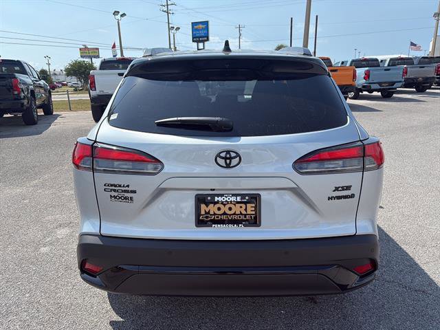 Used 2024 Toyota Corolla Cross AWD Hybrid w/ Convenience Package image 7