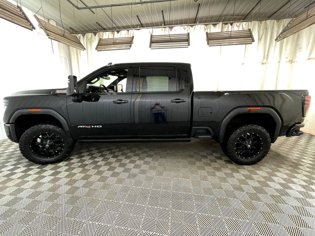 Used 2025 GMC Sierra 2500 AT4 image 21