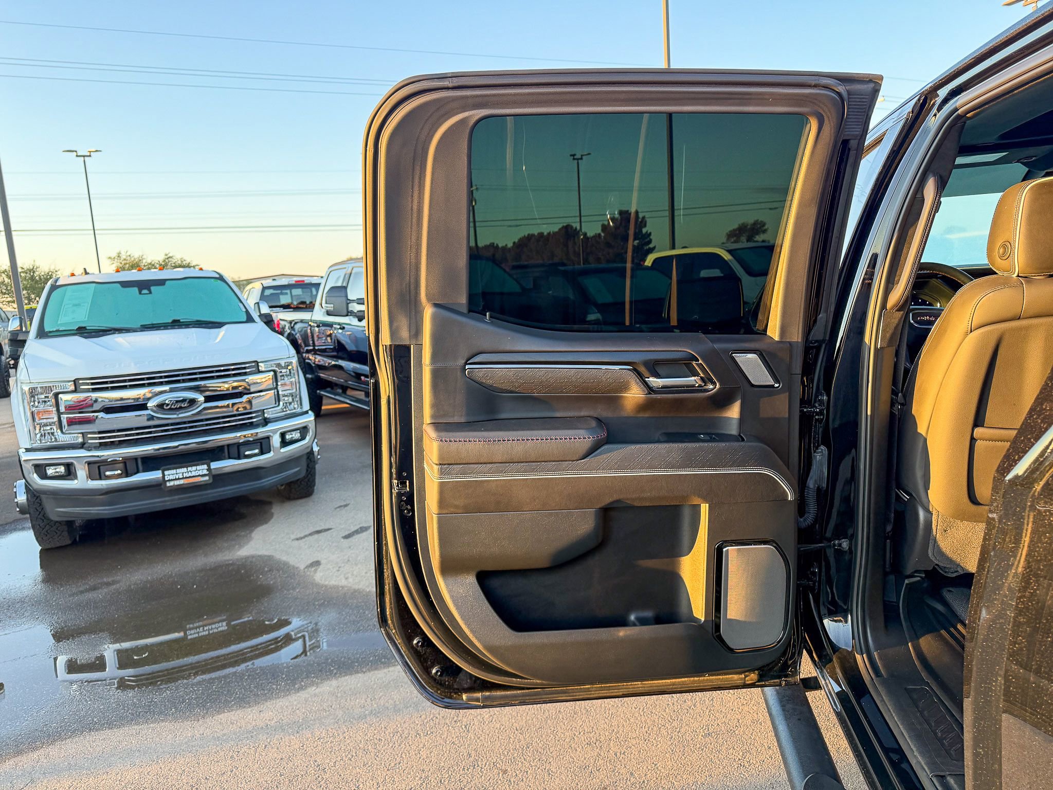 Used 2024 GMC Sierra 1500 AT4X image 30