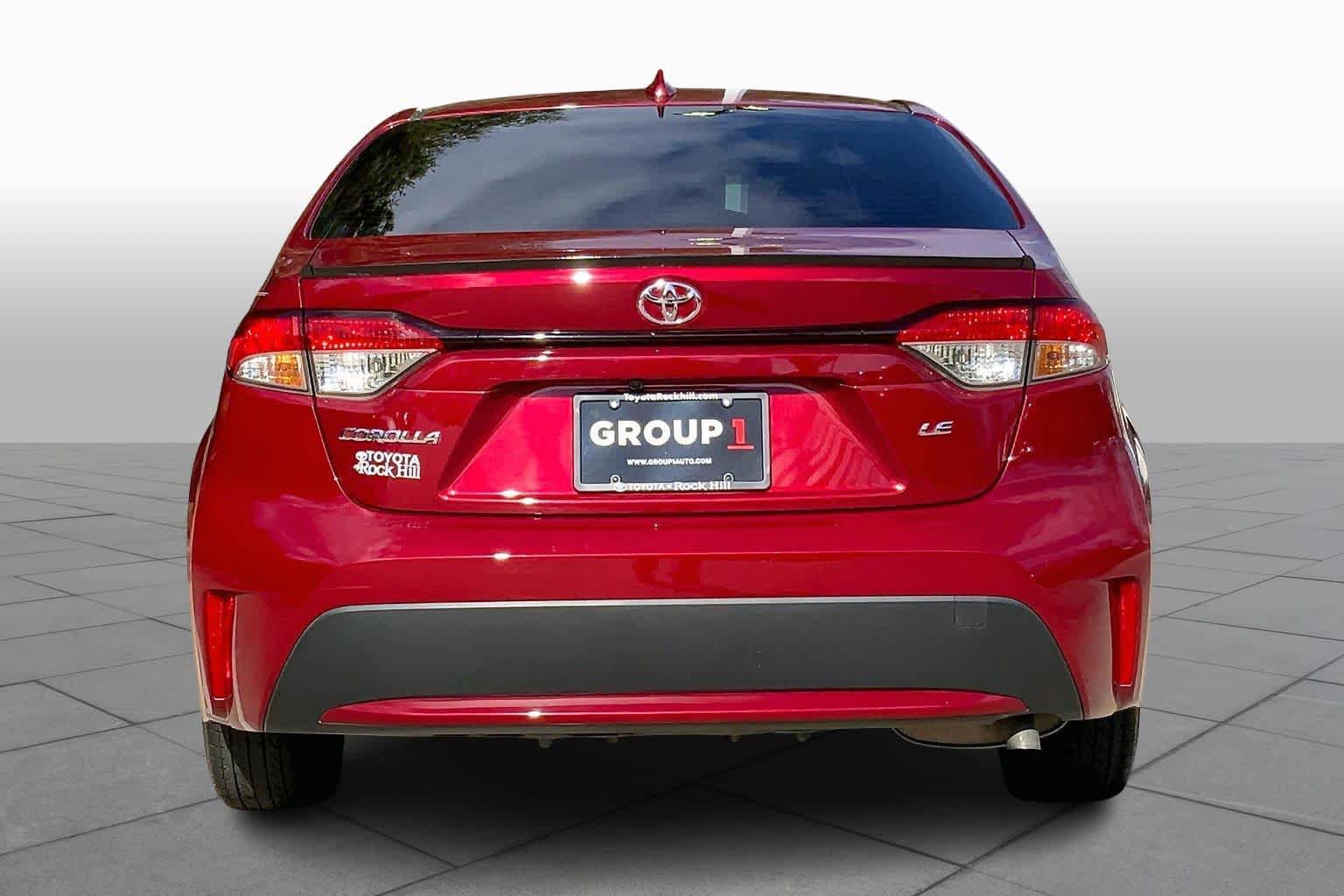 Used 2022 Toyota Corolla LE image 5