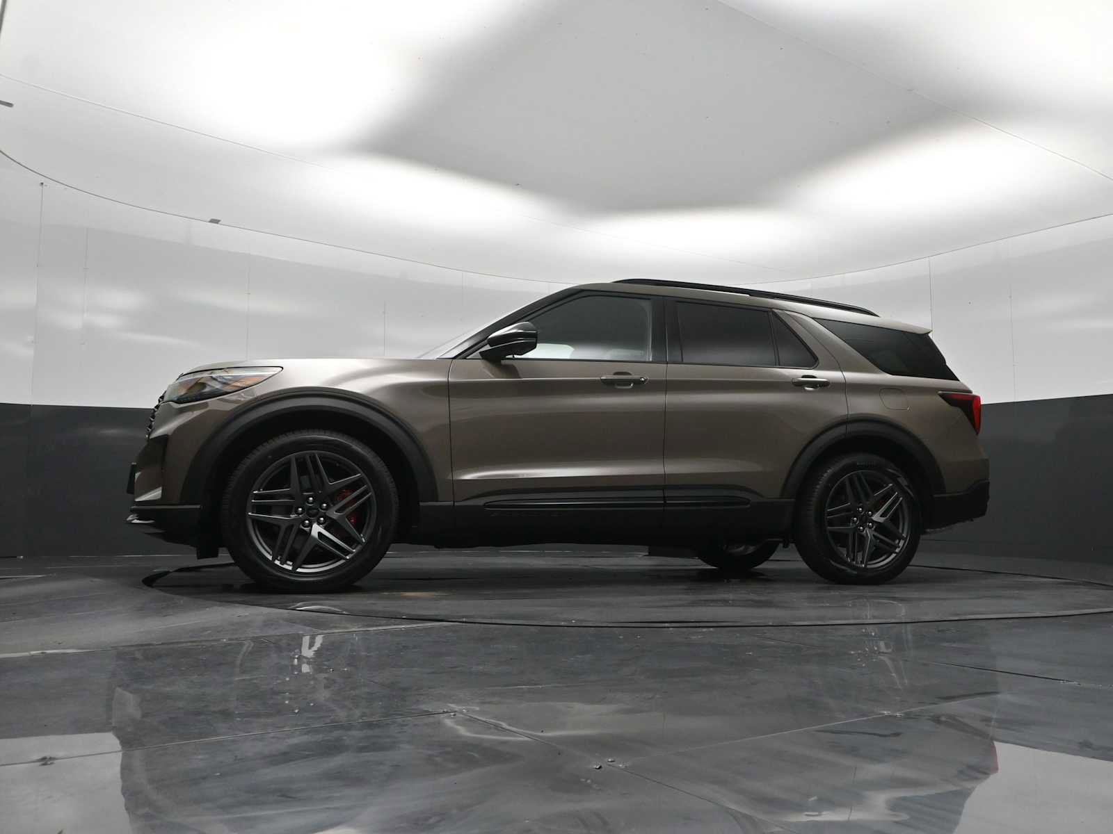 New 2026 Ford Explorer ST image 30