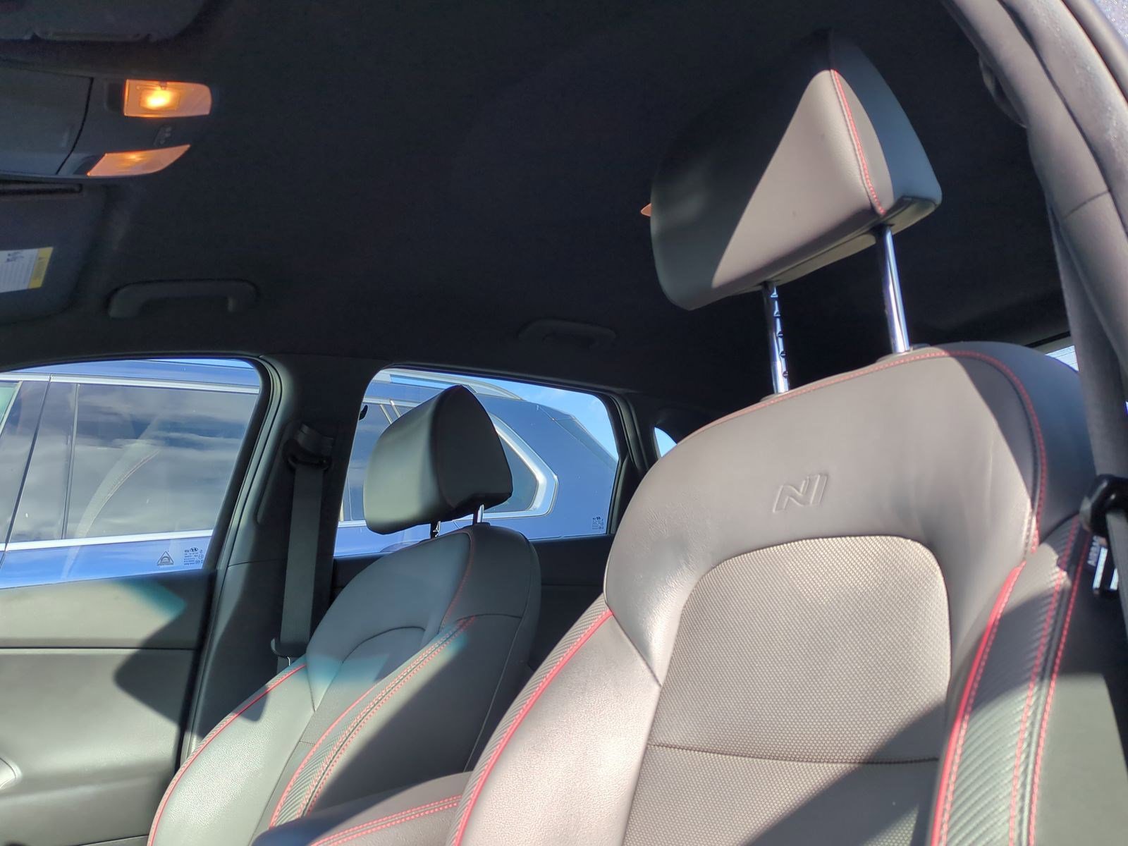 Used 2019 Hyundai Elantra GT N Line image 9