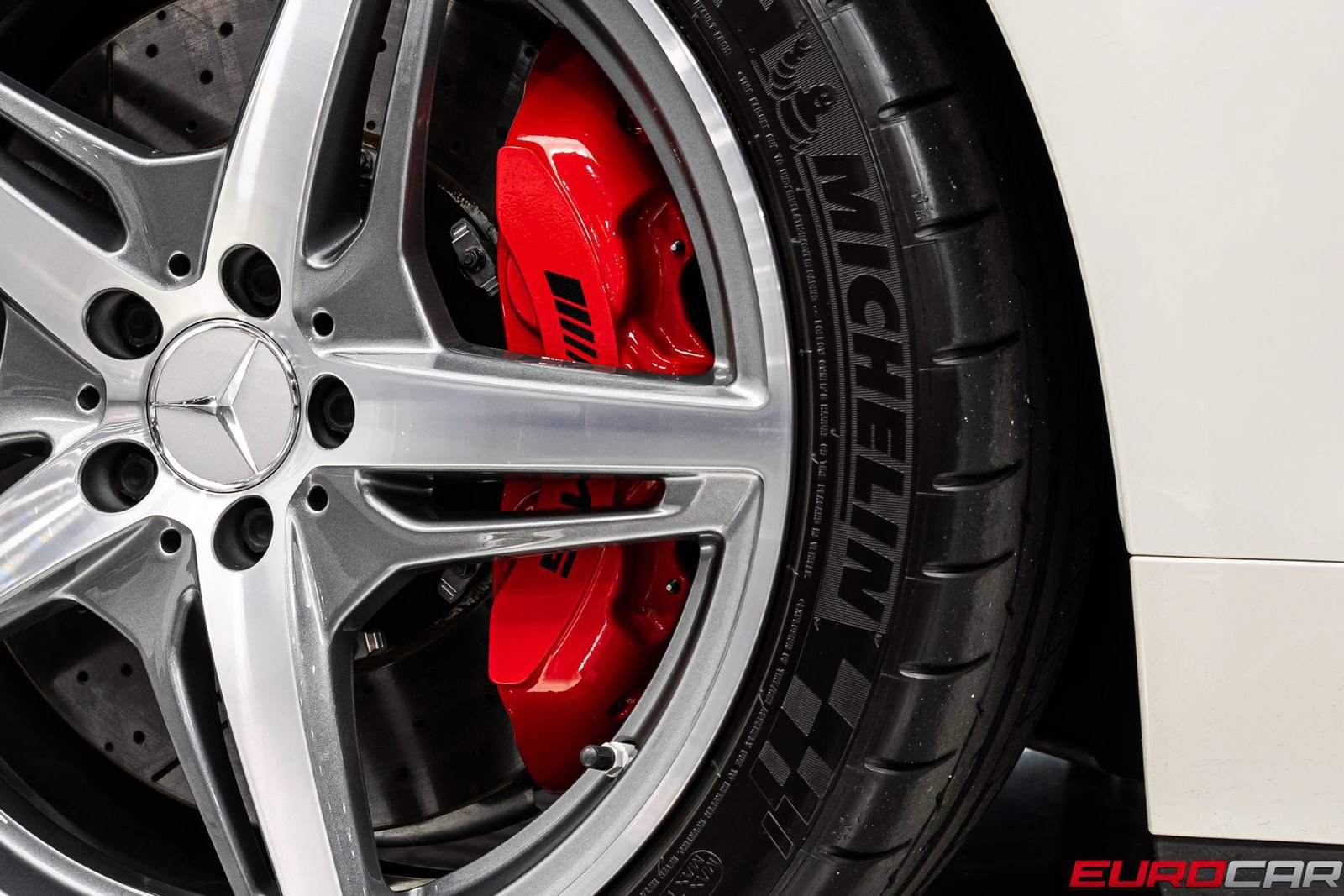 Used 2021 Mercedes-Benz AMG GT Roadster image 24