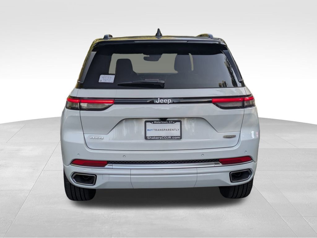 New 2025 Jeep Grand Cherokee Summit image 4