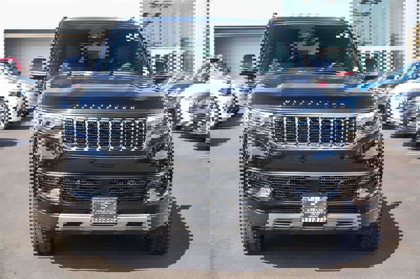 Used 2022 Jeep Wagoneer Series II image 2