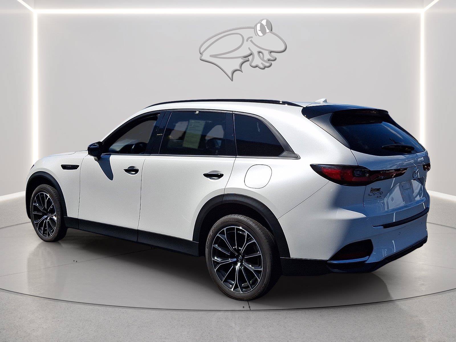 Used 2025 MAZDA CX-70 Plug-In Hybrid w/ Premium Plus AWD/4WD image 3