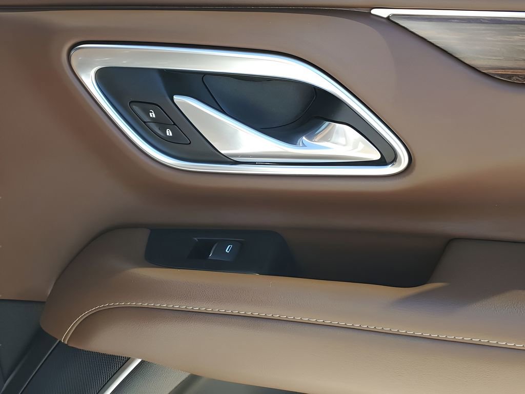 Used 2021 Chevrolet Suburban High Country image 49