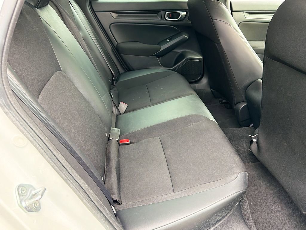 Used 2023 Honda Civic Sport image 17