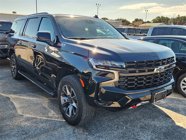 Used 2024 Chevrolet Suburban Z71 w/ Luxury Package