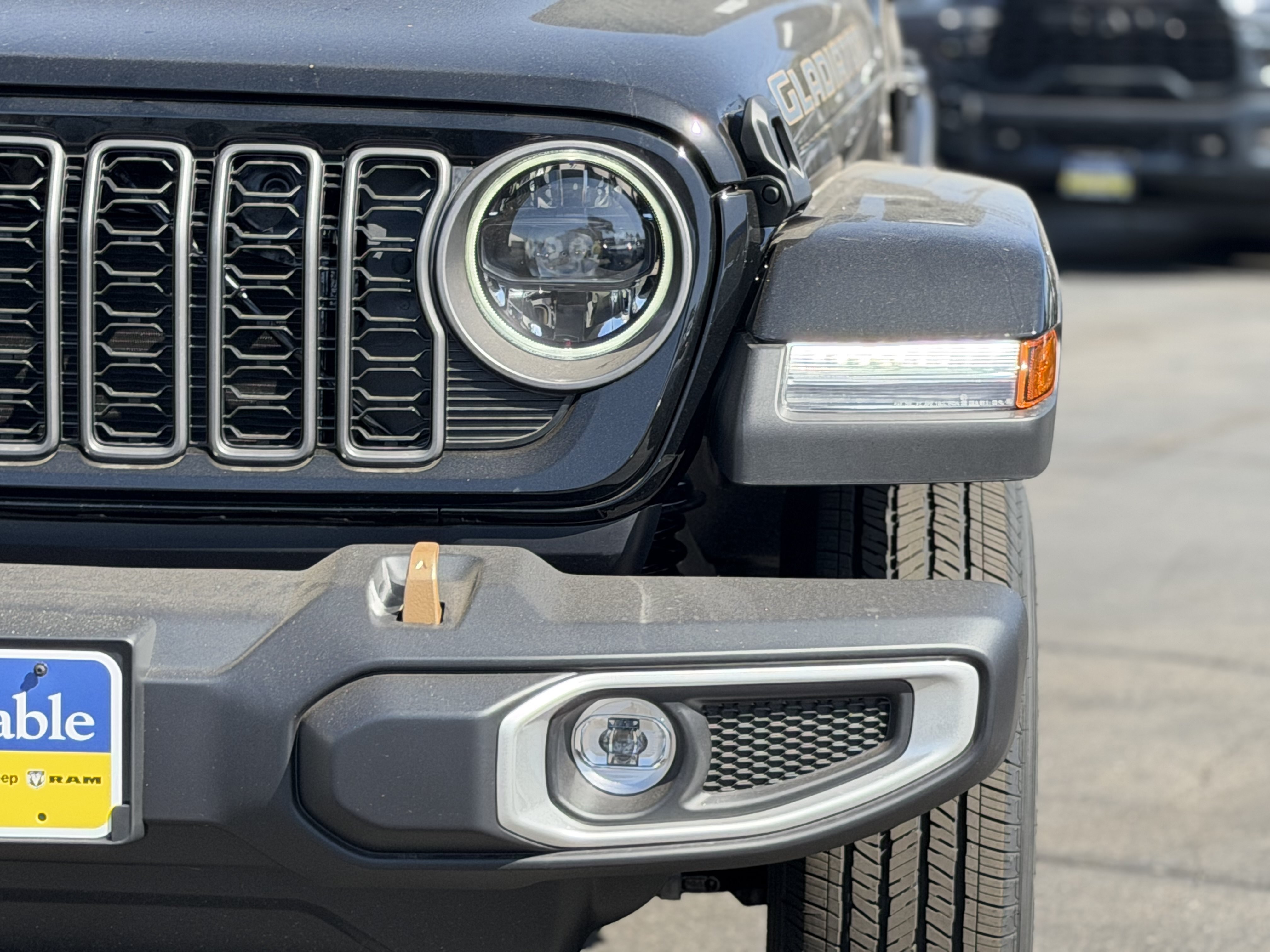 New 2026 Jeep Gladiator Sport AWD/4WD image 12