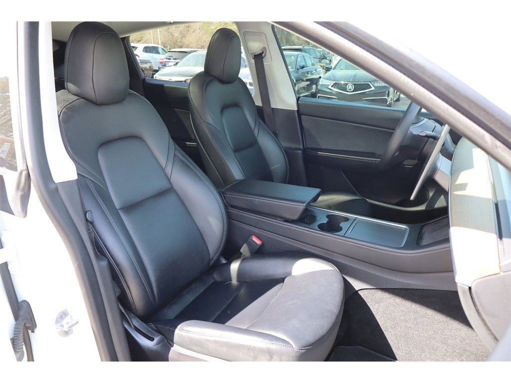 Used 2021 Tesla Model Y Long Range image 17