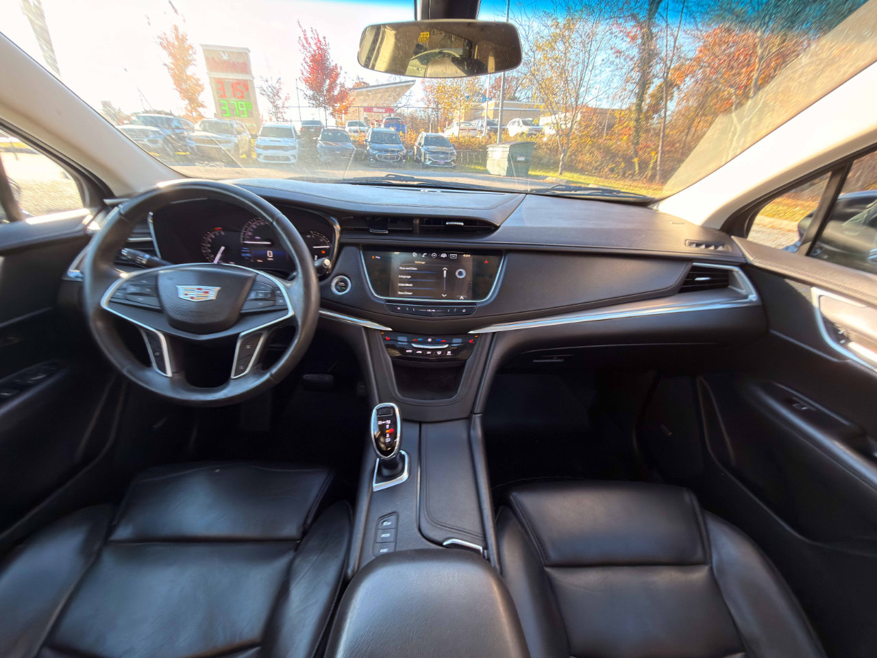 Used 2017 Cadillac XT5 Luxury image 11