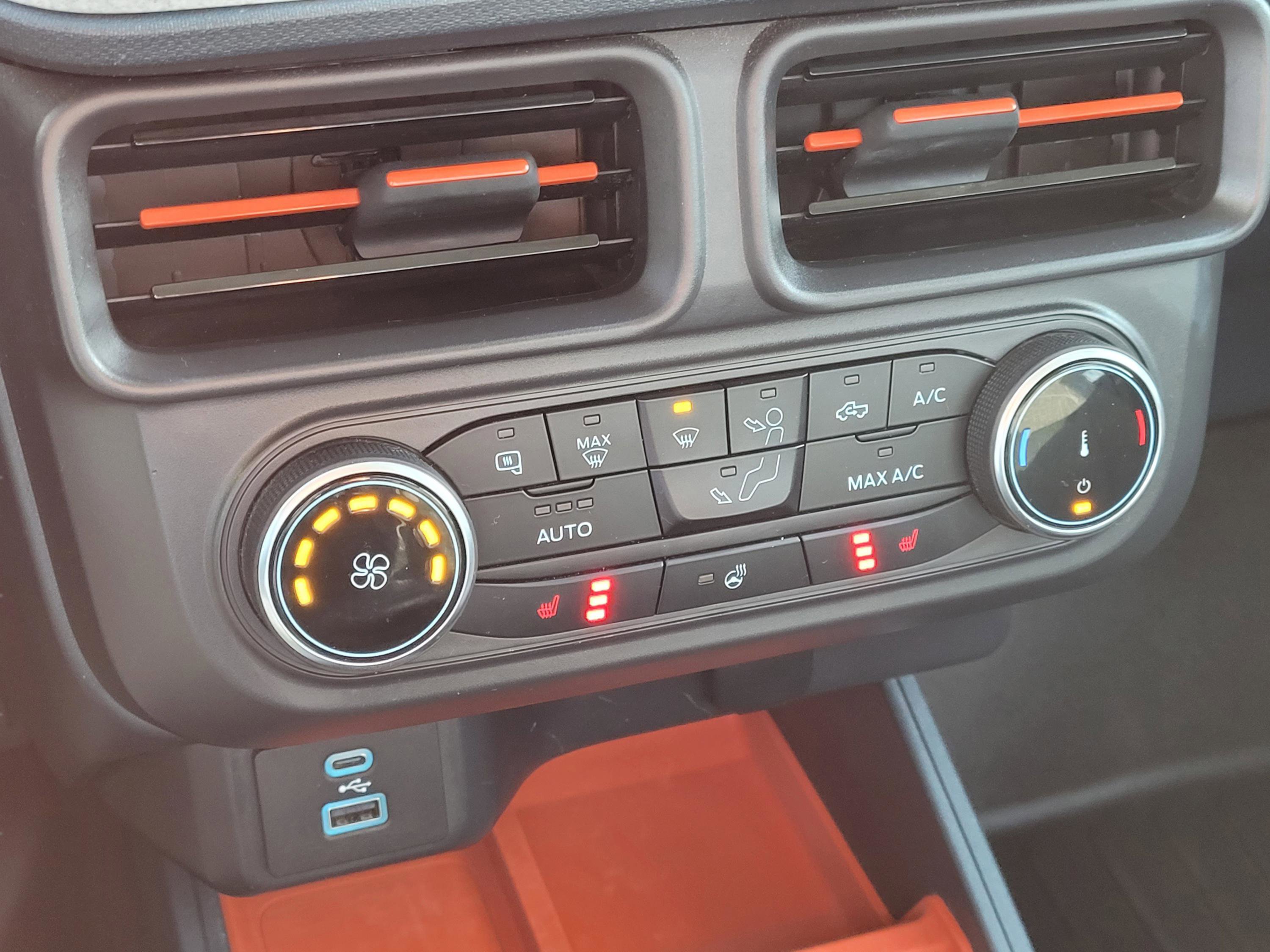 Used 2023 Ford Maverick XLT w/ Equipment Group 300A Standard image 23