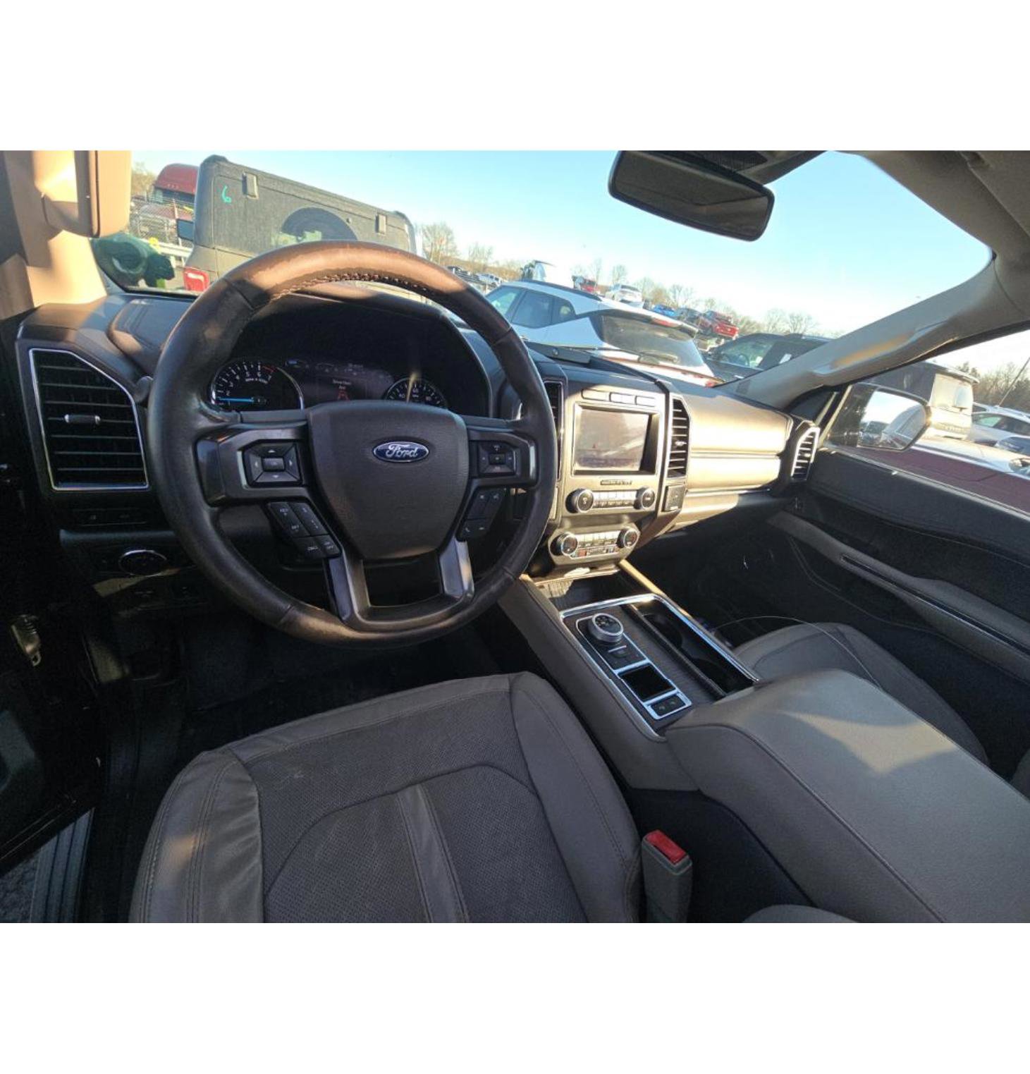 Used 2021 Ford Expedition Limited image 28