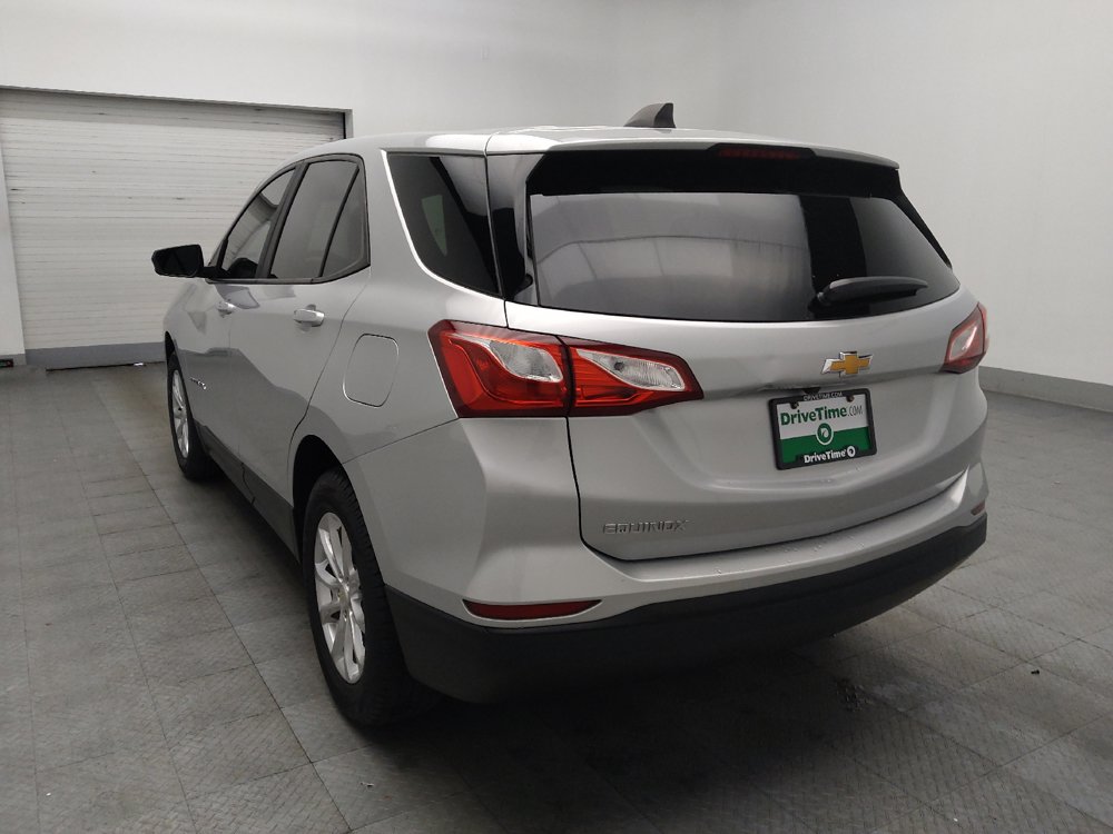 Used 2020 Chevrolet Equinox LS w/ LS Convenience Package FWD image 5