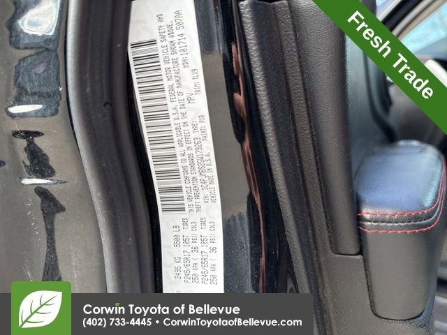 Used 2016 Jeep Cherokee Trailhawk w/ Comfort/Convenience Group image 12