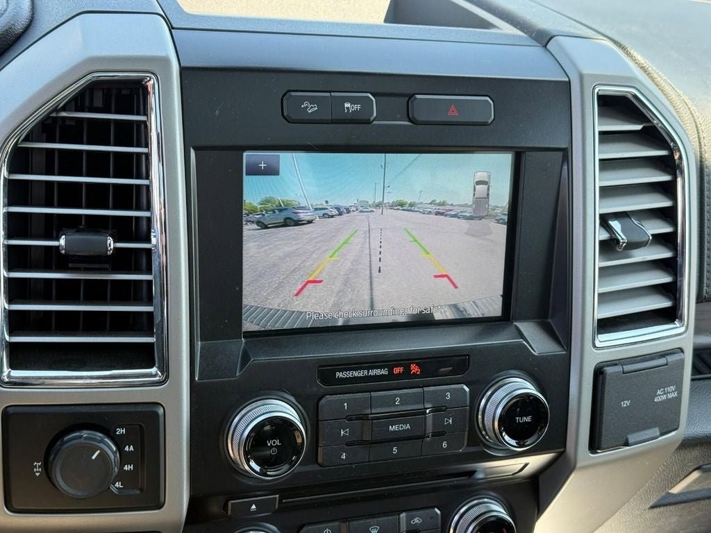 Used 2016 Ford F150 Lariat w/ Equipment Group 502A Luxury AWD/4WD image 25