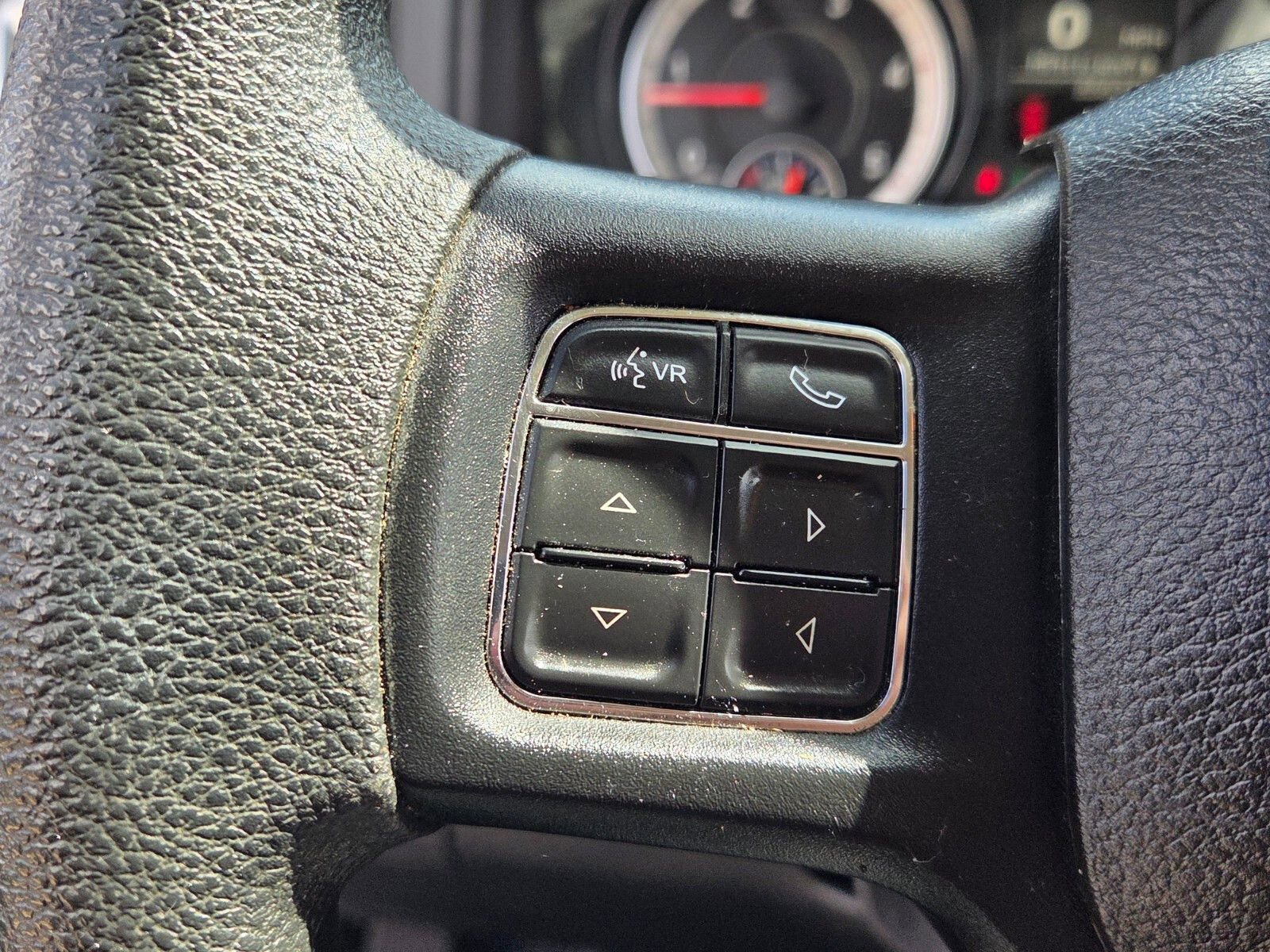 Used 2018 RAM 2500 SLT w/ Protection Group image 28