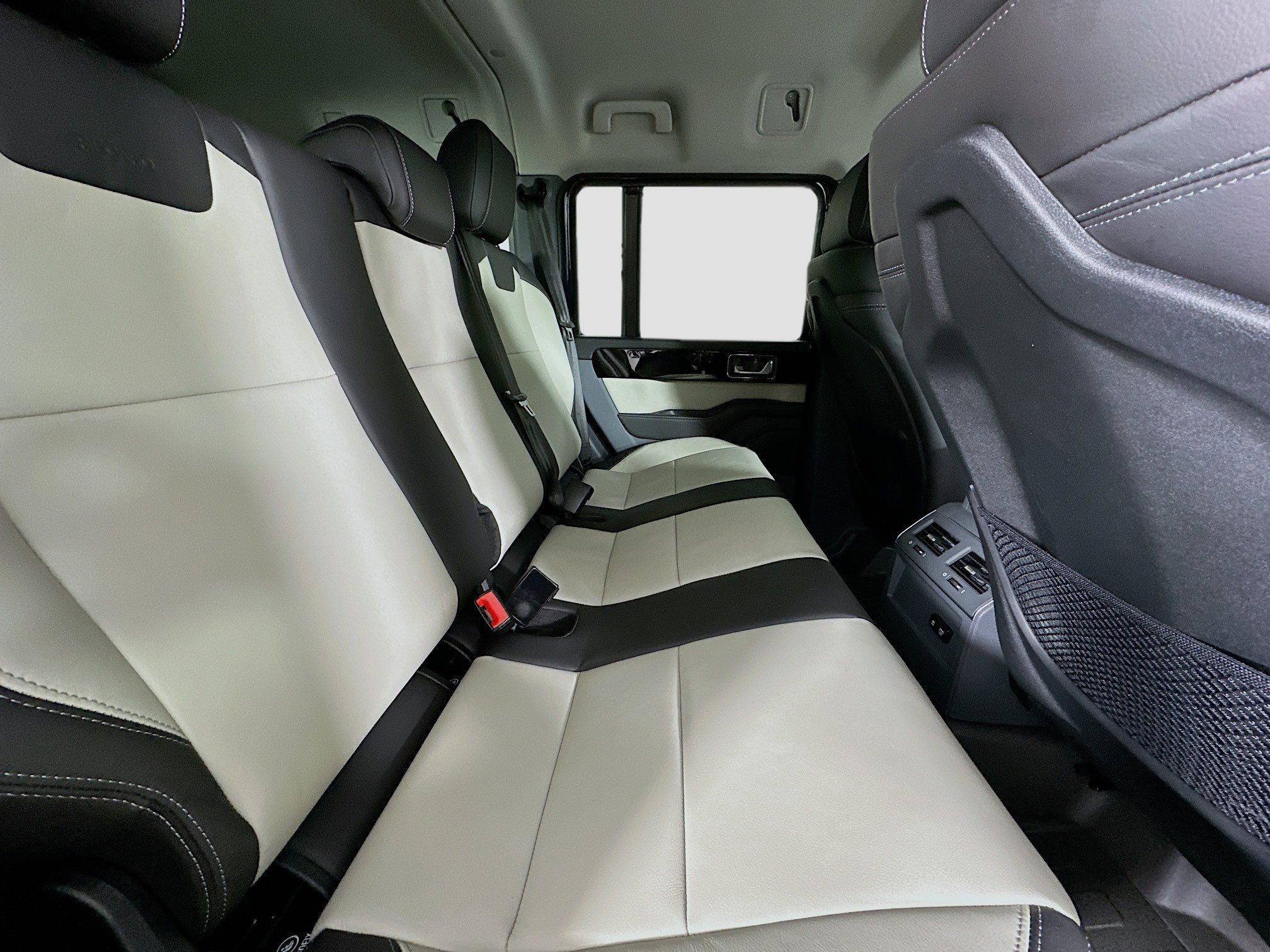 New 2026 INEOS Grenadier Fieldmaster Edition image 47