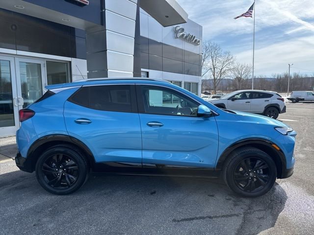 Certified 2025 Buick Encore GX Sport Touring w/ Comfort Package image 8