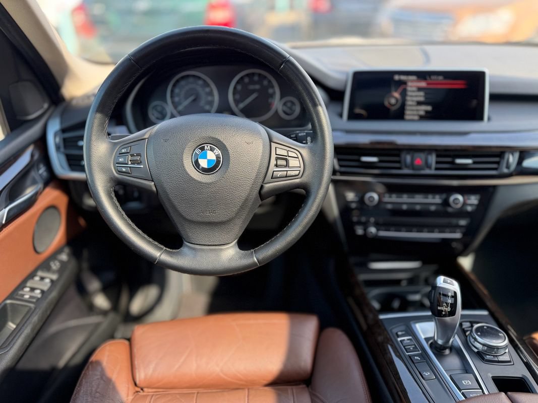 Used 2014 BMW X5 xDrive50i AWD/4WD image 11