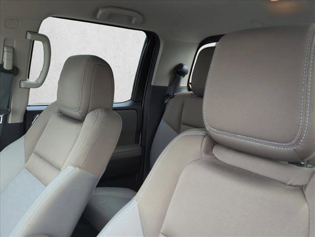 Used 2022 Nissan Frontier SV RWD image 16