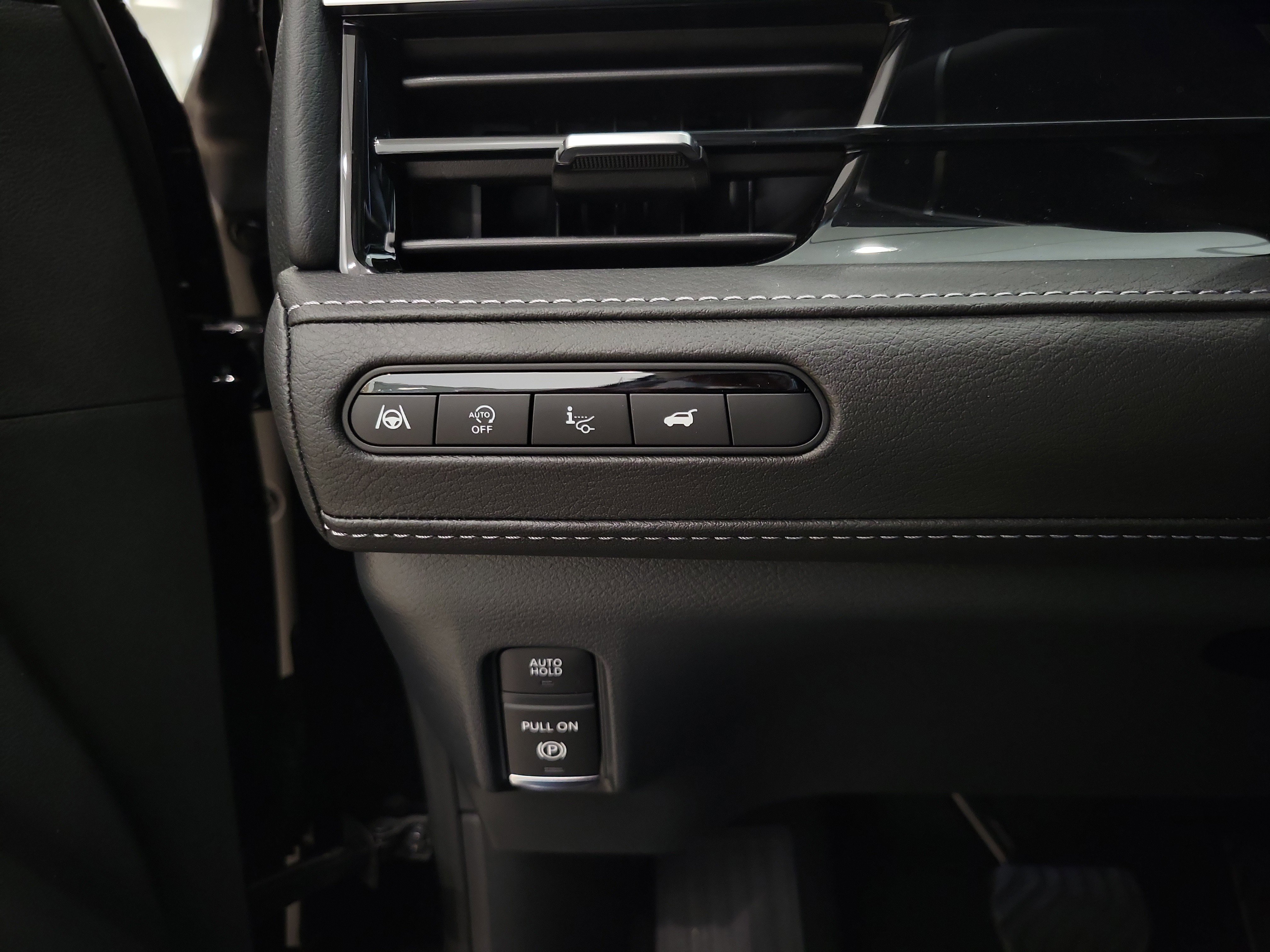 New 2026 INFINITI QX80 Luxe image 26