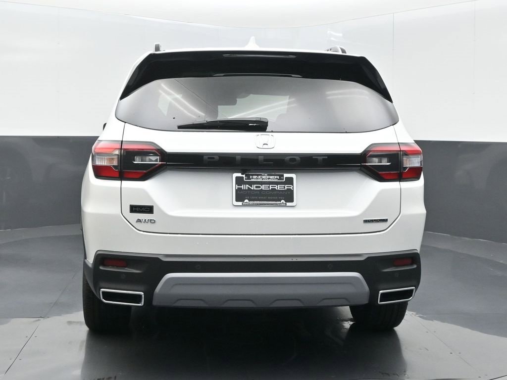 New 2025 Honda Pilot Touring image 19