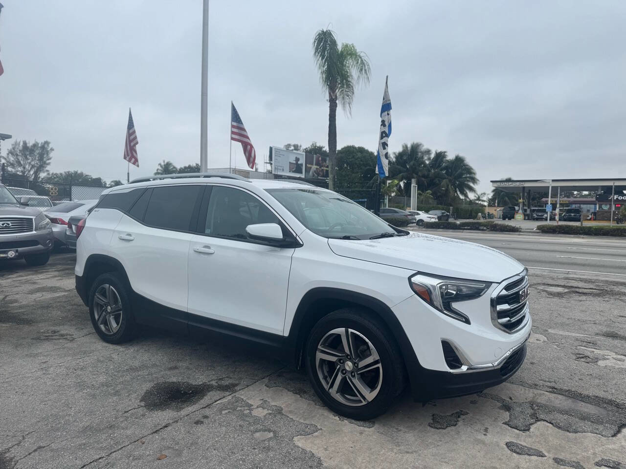 Used 2019 GMC Terrain SLT w/ Preferred Package AWD/4WD image 12