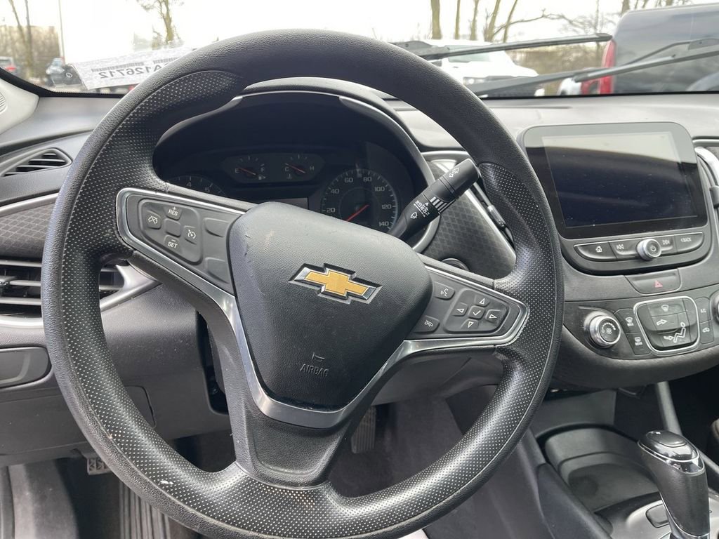 Used 2019 Chevrolet Malibu LS image 5