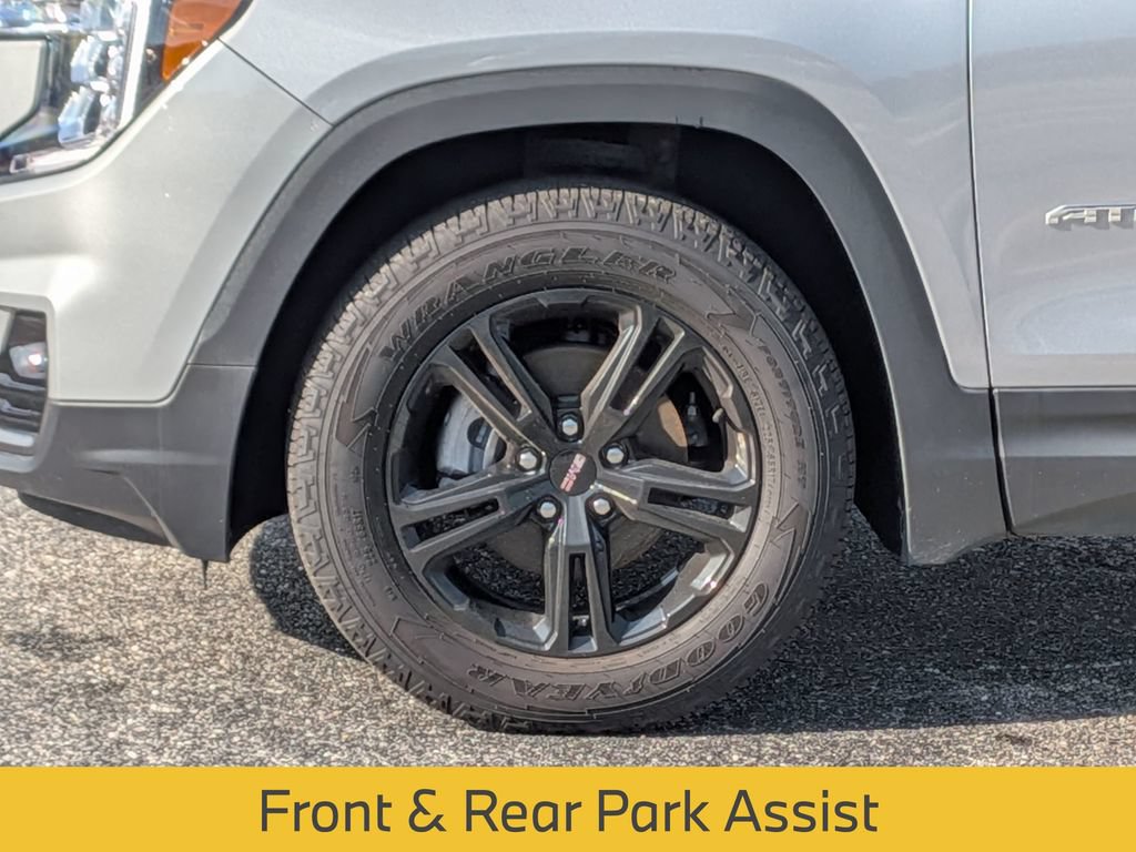 Used 2024 GMC Terrain AT4 w/ Tech Package AWD/4WD image 11