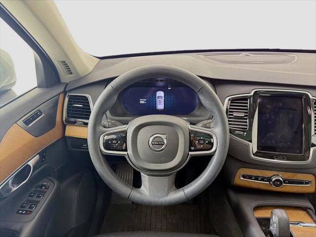 Used 2023 Volvo XC90 B6 Plus w/ Protection Package Premier AWD/4WD image 24