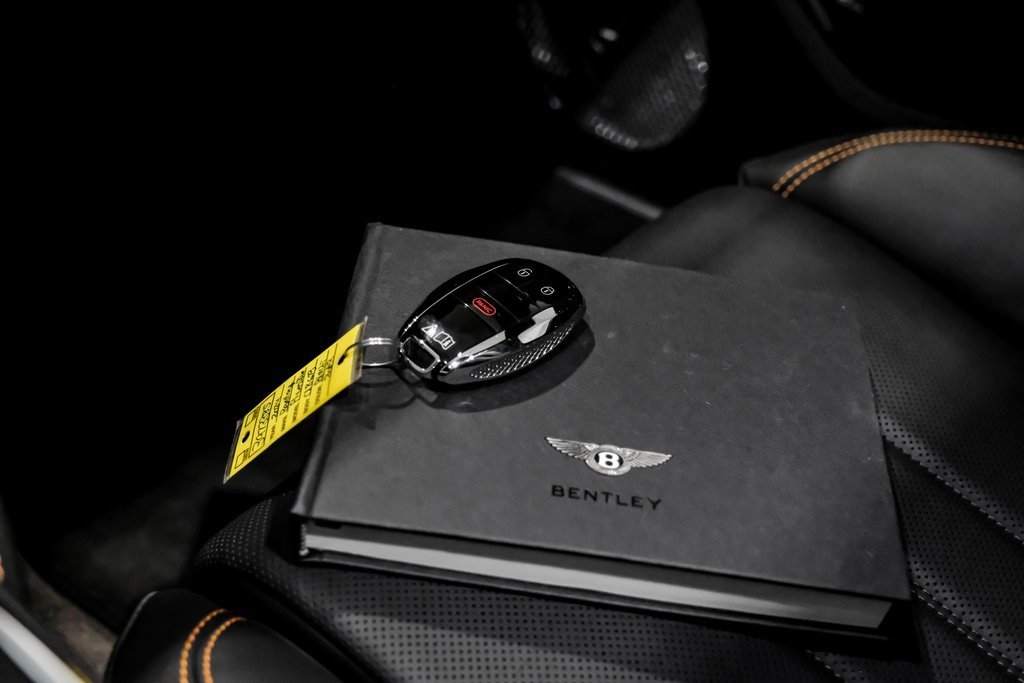 Used 2024 Bentley Flying Spur V8 image 60