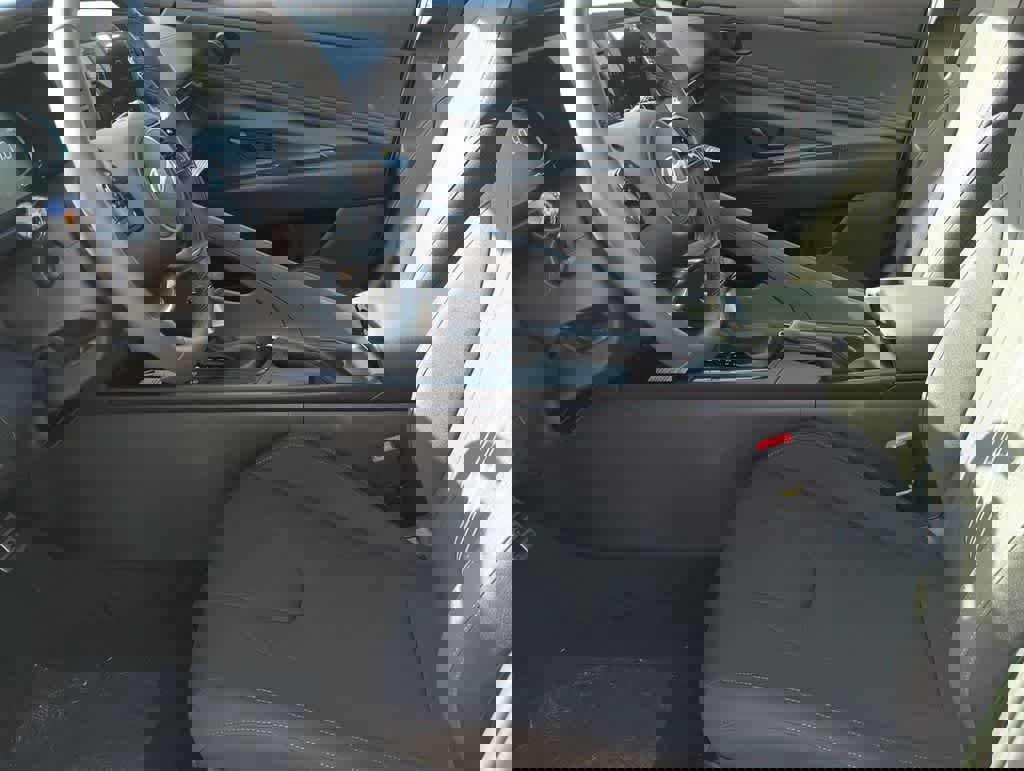 New 2026 Hyundai Elantra Sport FWD image 16