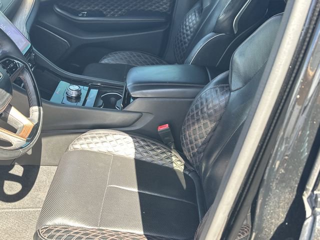 Used 2022 Jeep Grand Cherokee L Summit w/ Luxury Tech Group V image 44