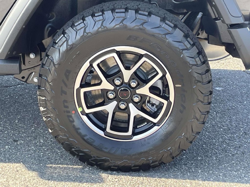 New 2027 Jeep Wrangler Unlimited Rubicon AWD/4WD image 12