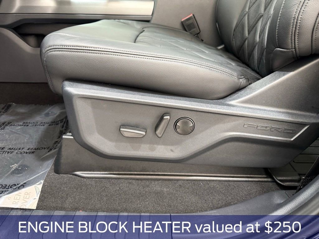 New 2026 Ford F250 Lariat w/ Black Appearance Package image 12
