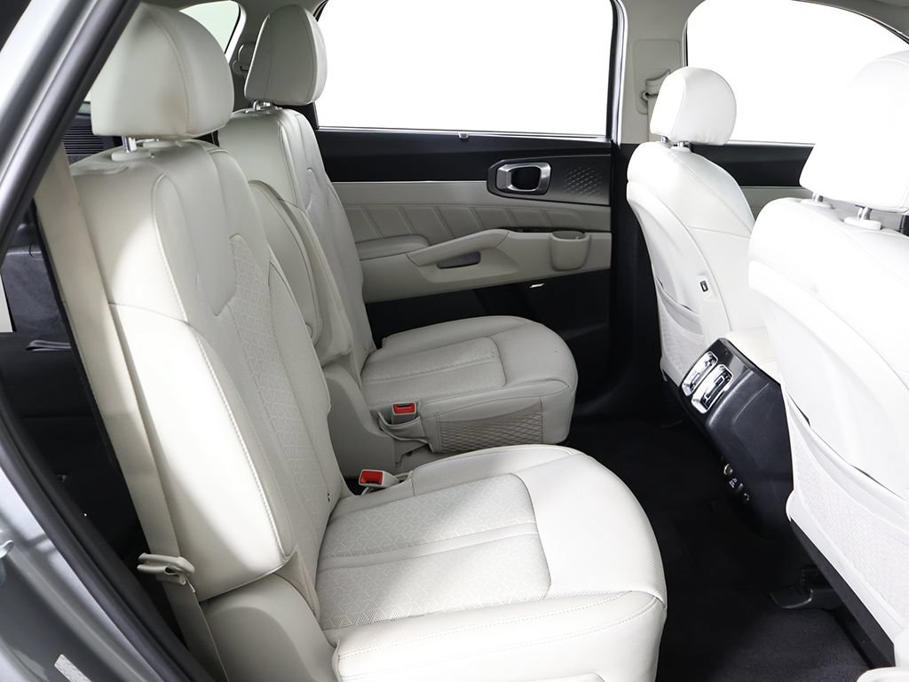 Used 2023 Kia Sorento SX Prestige AWD/4WD image 40