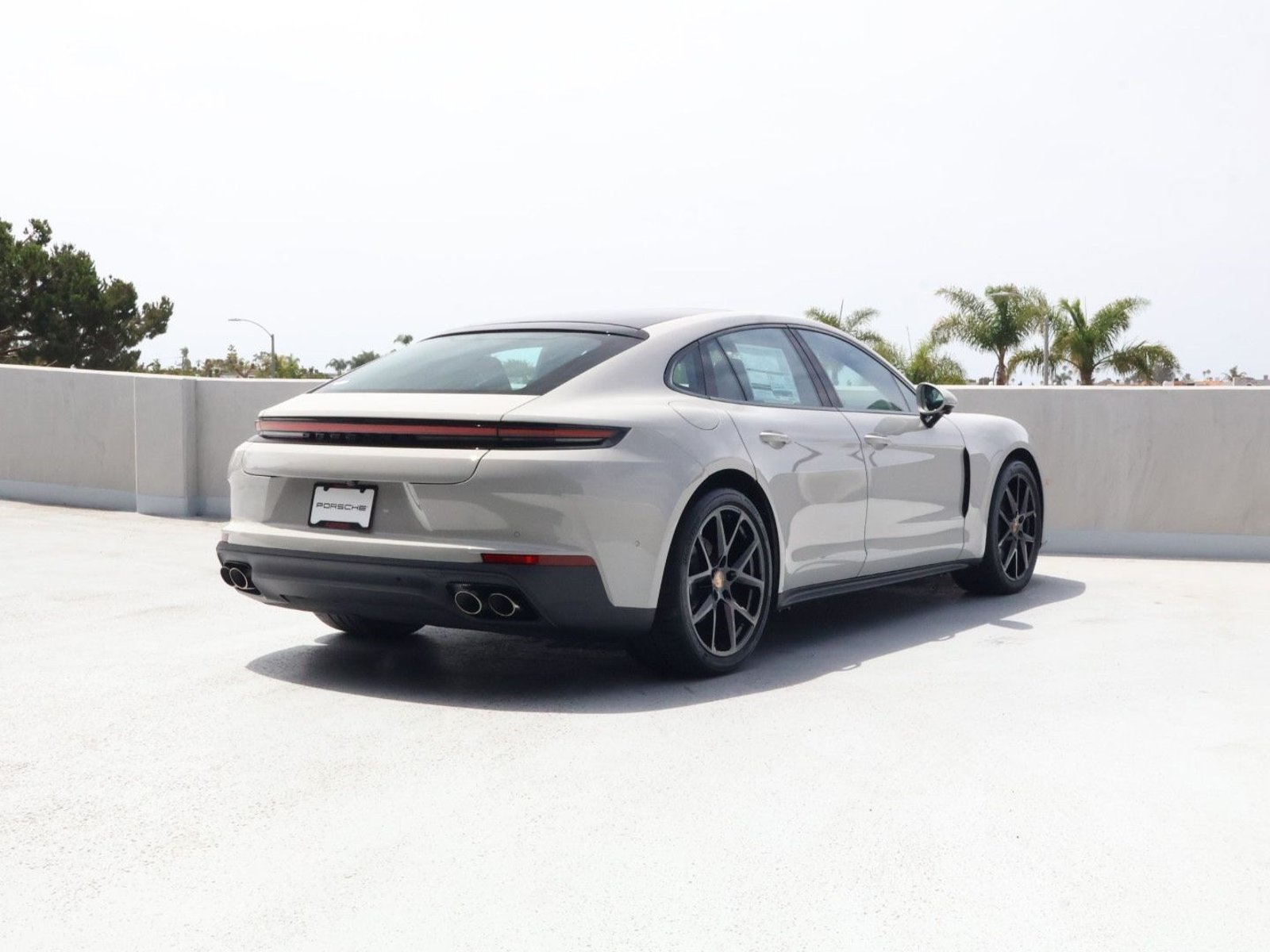 New 2026 Porsche Panamera 4 AWD/4WD image 9