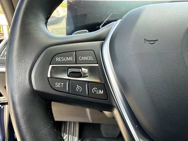 Used 2023 BMW 330i xDrive Sedan AWD/4WD image 35
