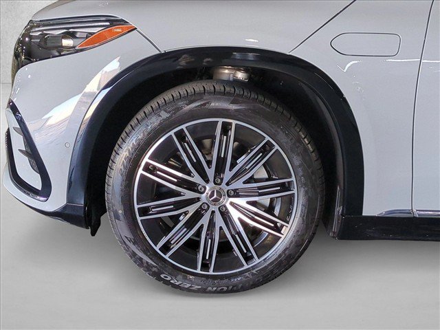 Certified 2023 Mercedes-Benz EQS 580 4MATIC SUV image 23