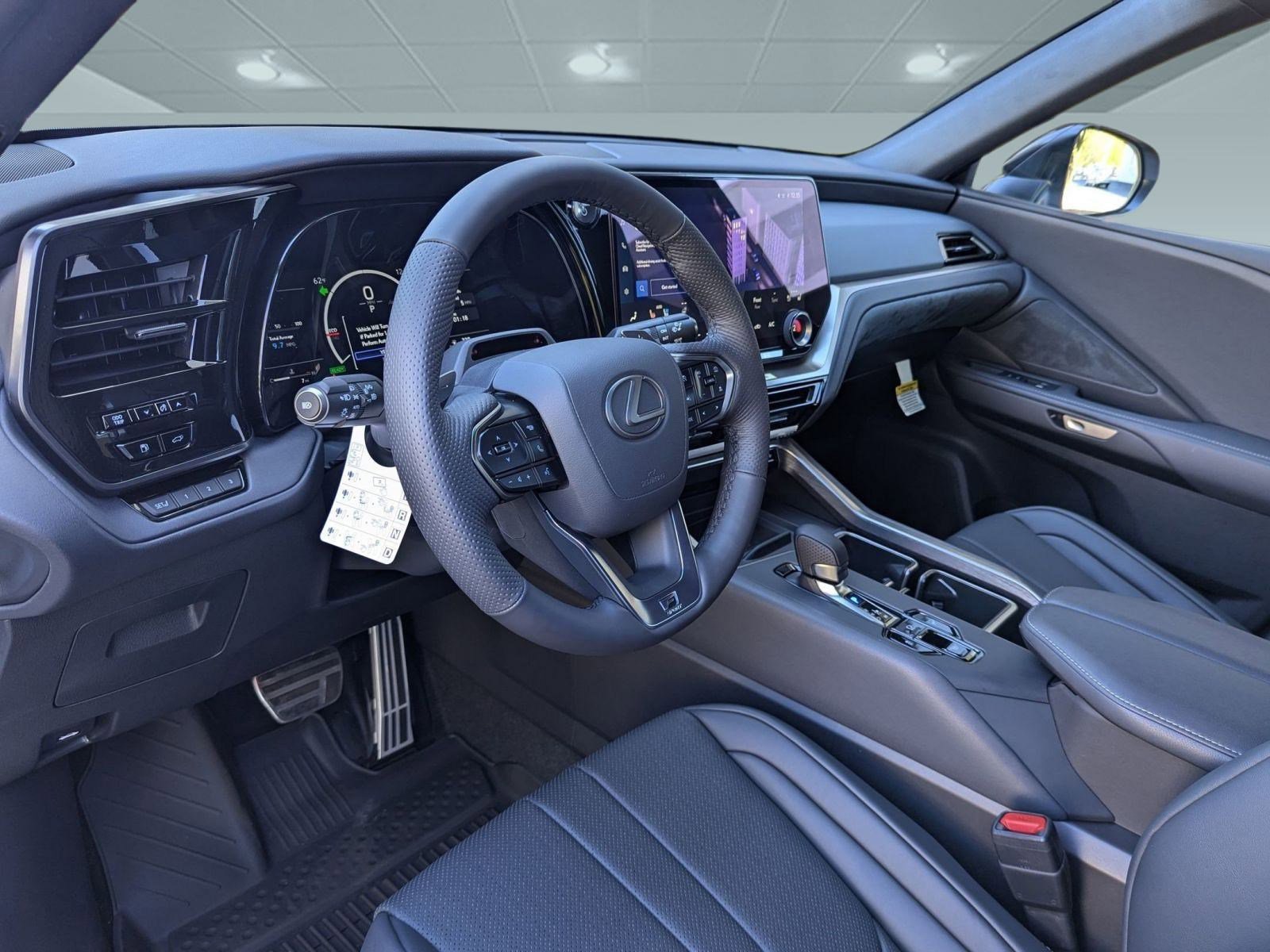 New 2026 Lexus TX 500h AWD image 4