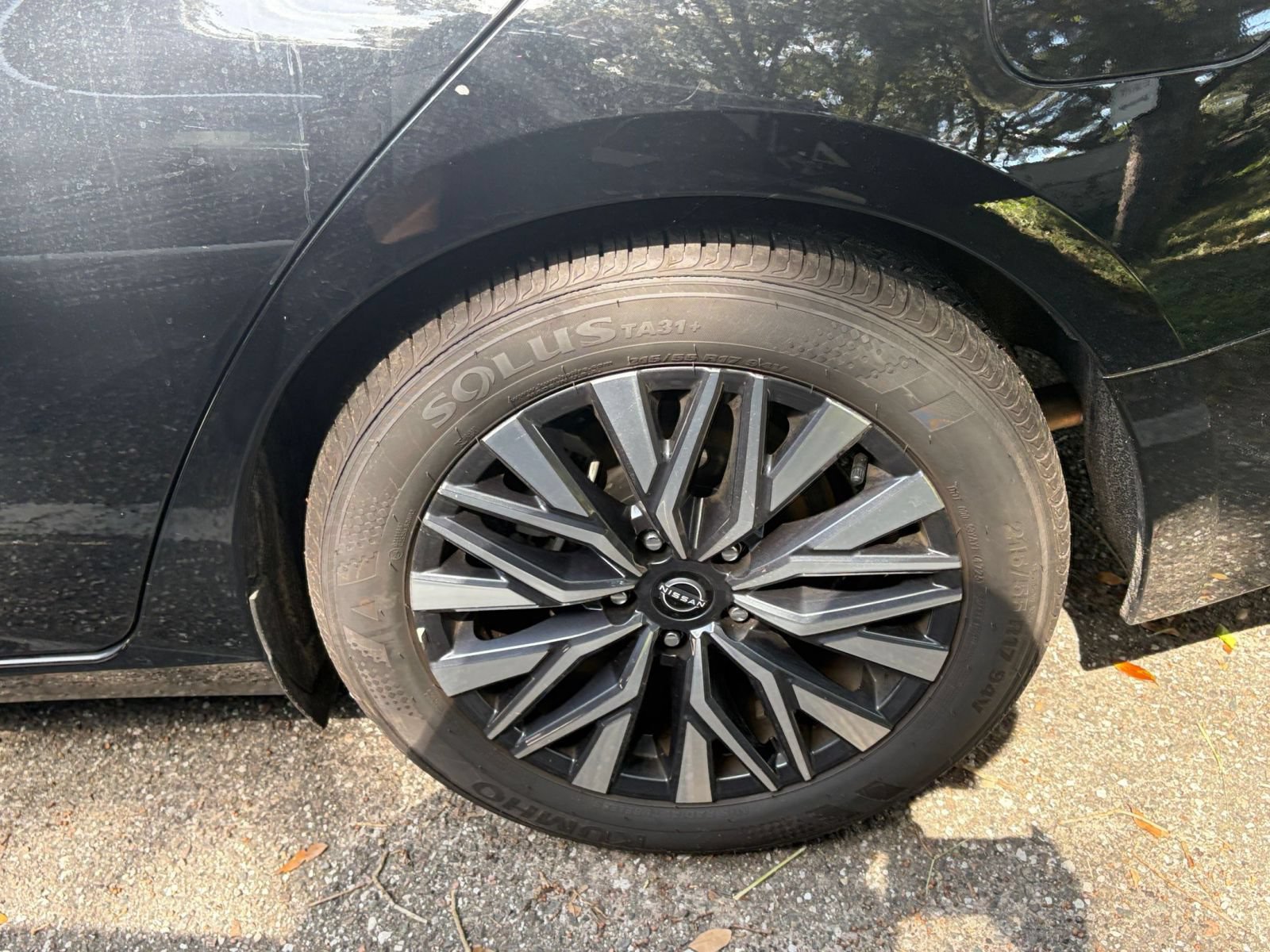 Used 2026 Nissan Altima 2.5 SV FWD image 29