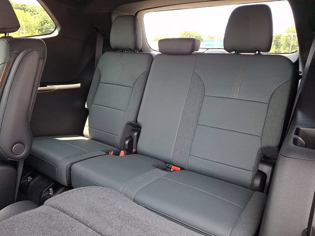 Used 2025 GMC Acadia AT4 w/ LPO, Floor Liner Package AWD/4WD image 20