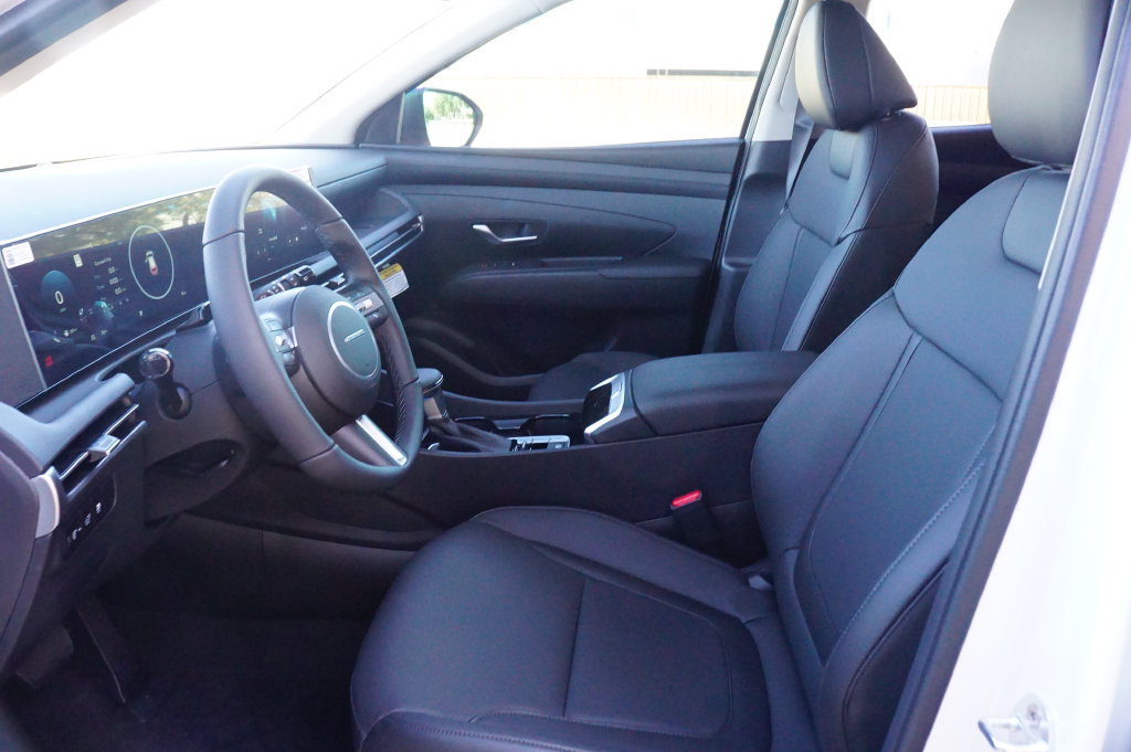 New 2026 Hyundai Tucson SEL FWD image 17