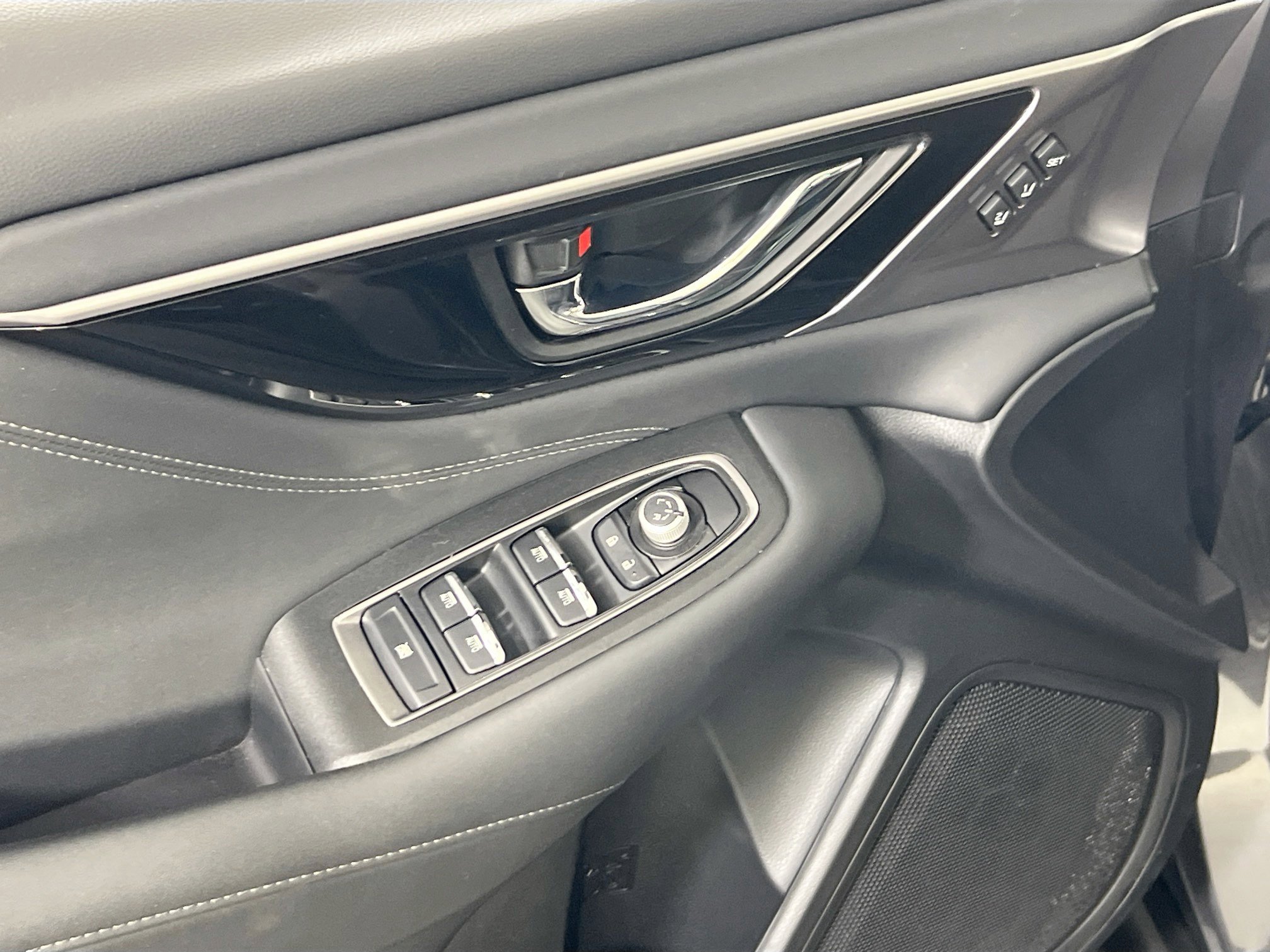 Used 2023 Subaru Outback Limited image 18