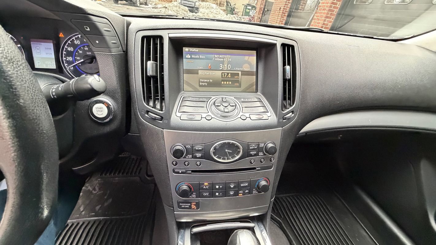 Used 2012 INFINITI G37 x Sedan w/ Premium Pkg image 12