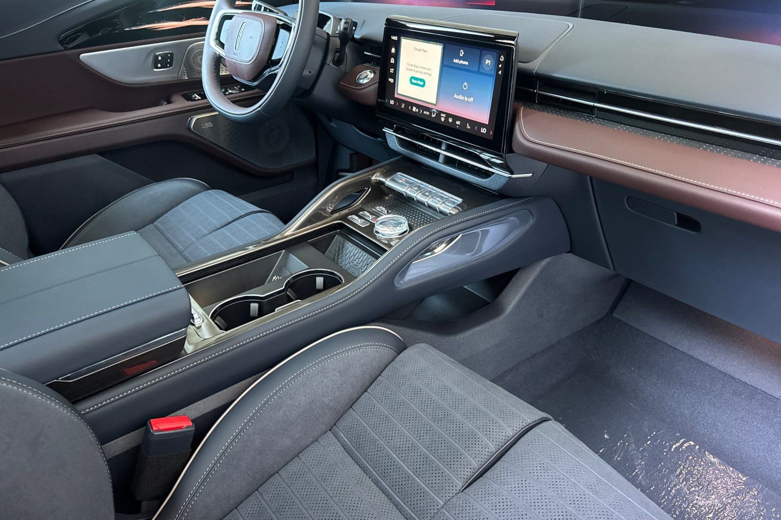 New 2026 Lincoln Nautilus Black Label w/ Jet Appearance Package AWD/4WD image 14